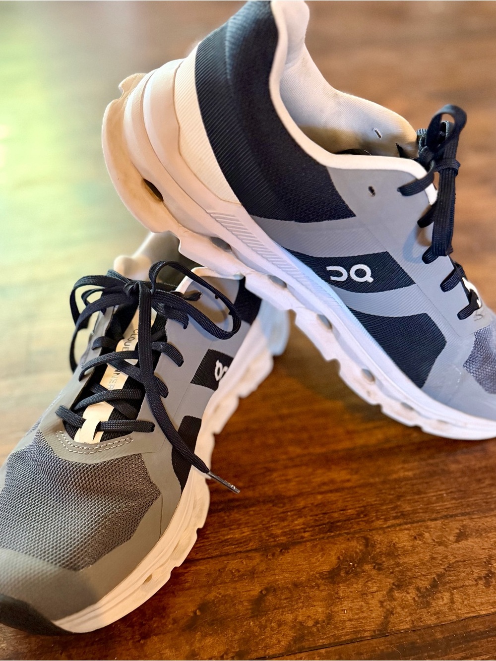 On Cloud Running Shoes Women Size 10 CloudRunner Grey Black Running Shoes